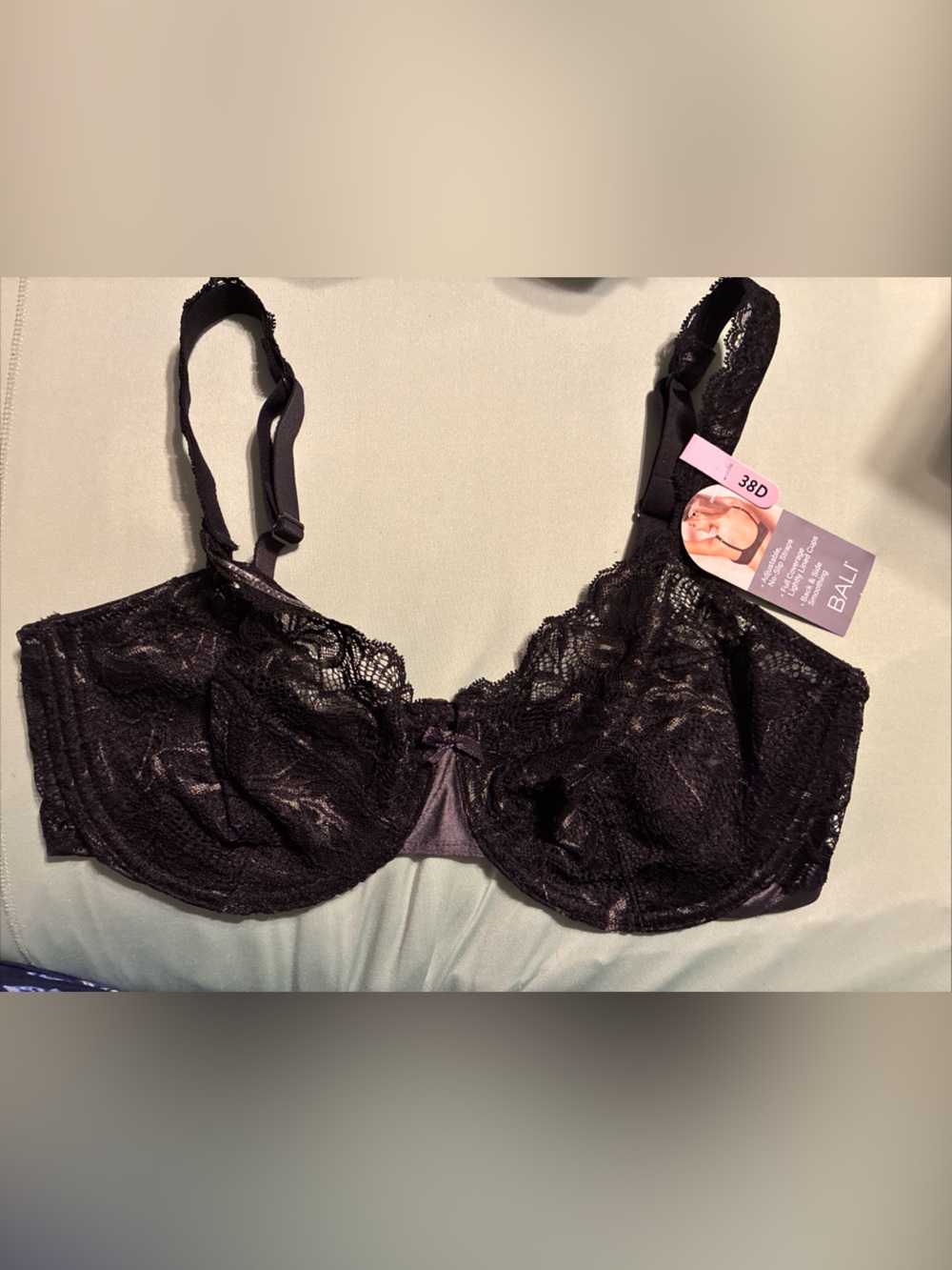 Bali full coverage smoothing back bra size 38D